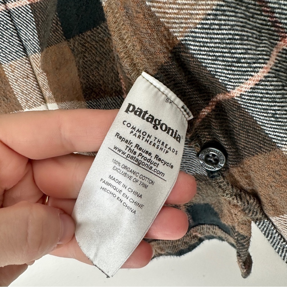 Patagonia Fjord Brown Button Down flannel long sleeve organic cotton shirt sz 2 - Picture 7 of 11